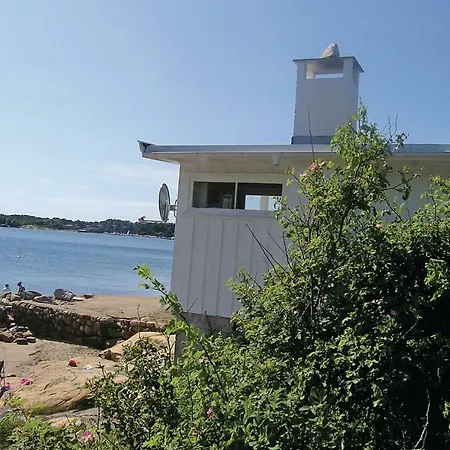 Strandstua Nyaraló *